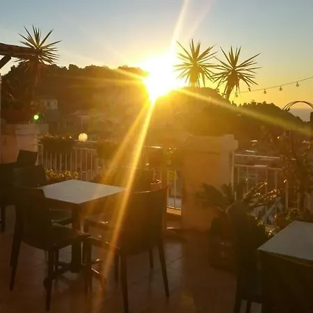 Center Hostel: Private With Terrace Guest house Taormina