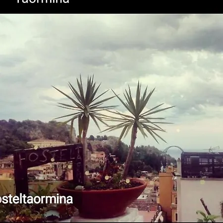 Center Hostel: Private With Terrace * Taormina